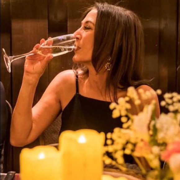 Meet your Posher, Connie - Picture 3 of 6